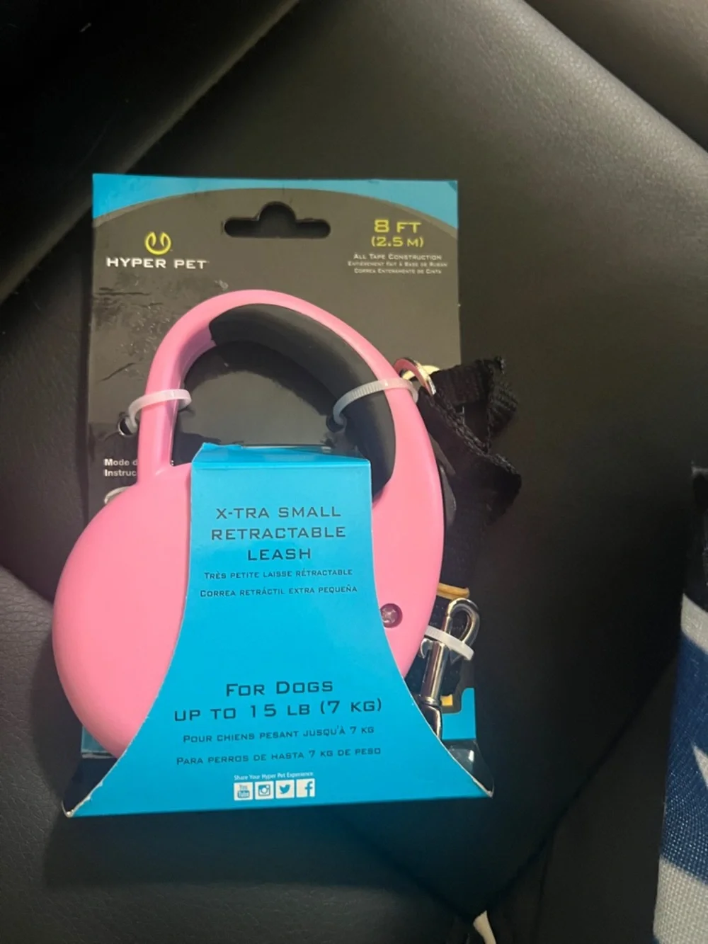 #1845: XSmall Pink Retractable Dog Leash. Retractable Leash Up To 15 LB (7 kg)
